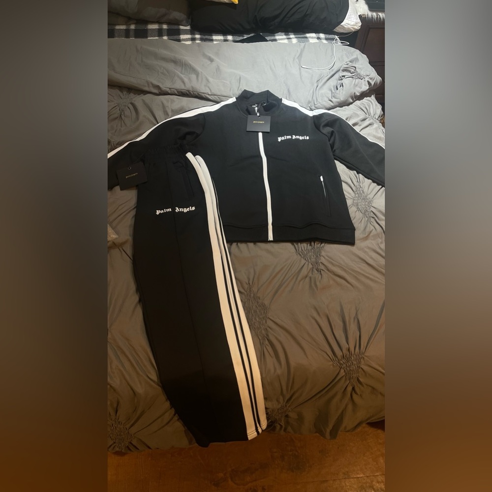 All brand new 1on1 tracksuits